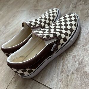 Size 7.5 Men’s - Vans Classic Slip-On / Chocolate Color